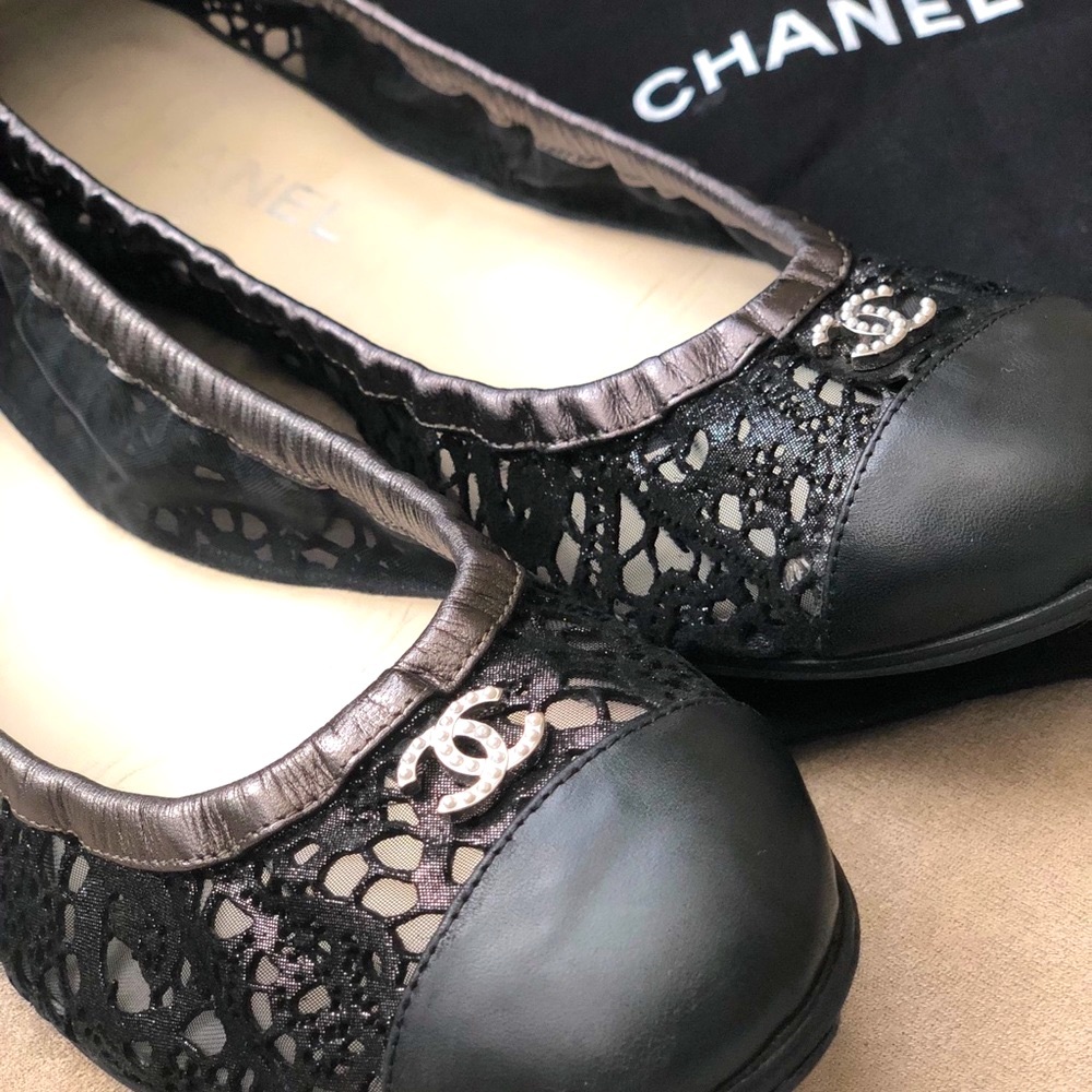 Chanel Ballet Flats - Picture 2 of 8